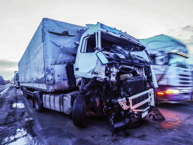 9 Critical Pieces Of Evidence To Support Your Truck Accident Claim